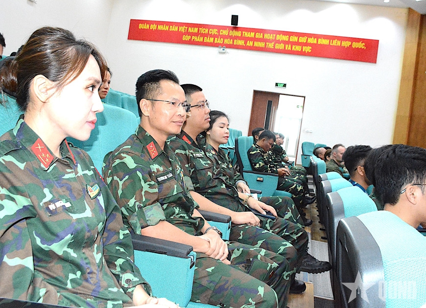 /UploadStore/admin/260720 khai mac unmo/b3.jpg